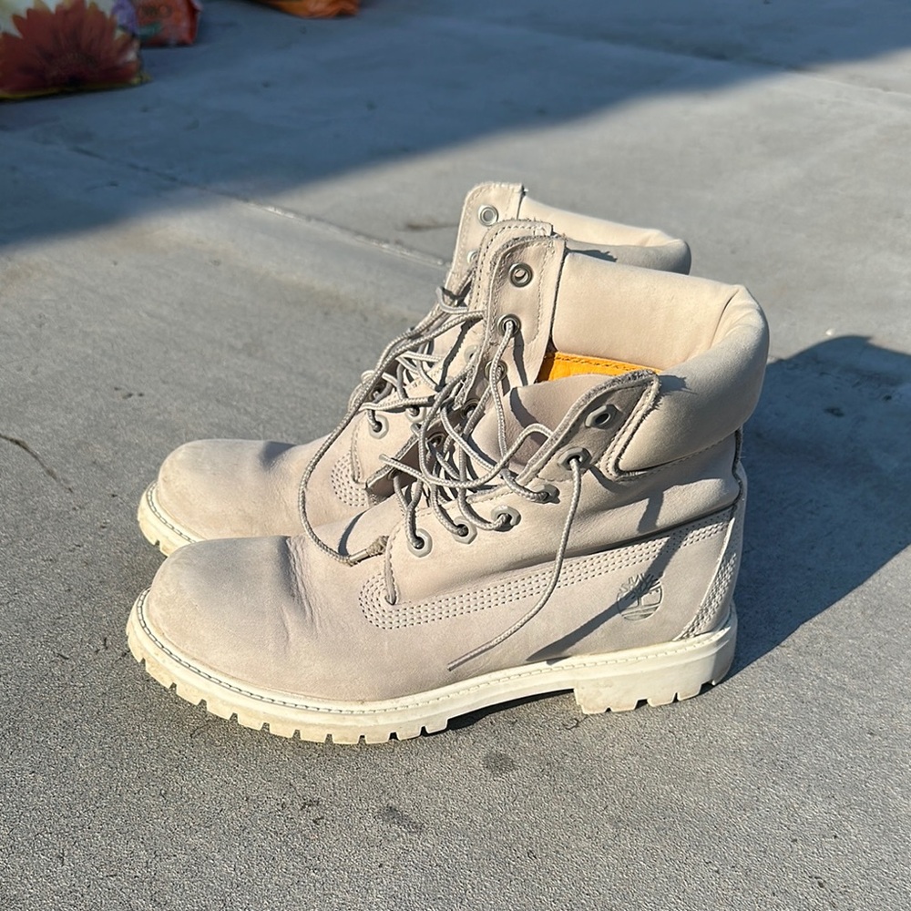 Timberland Women's Light Gray Boots